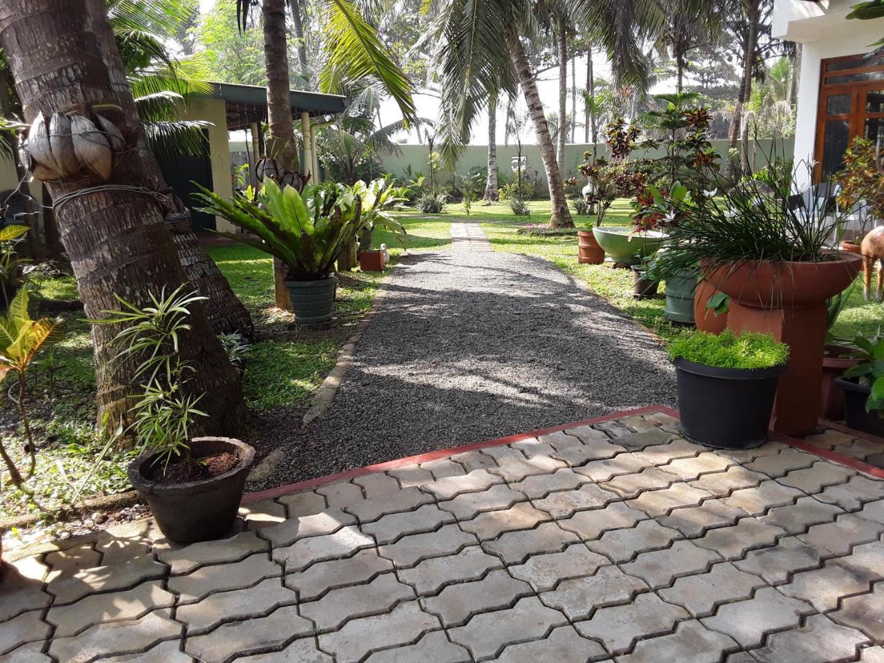 Karl Holiday Bungalow Kalutara Dış mekan fotoğraf